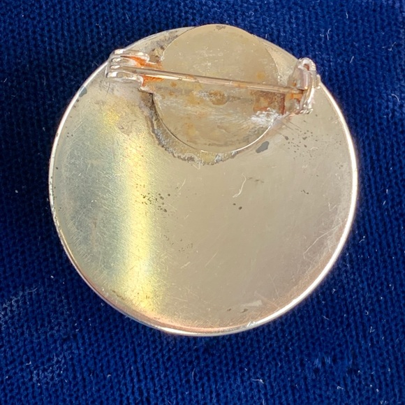 Vintage Sterling Silver Bezeled Rhodonite Cabochon Brooch - Picture 3 of 3
